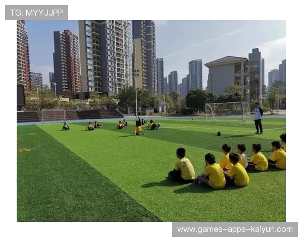 青训教练职业成长路径公开化吸引更多人才 青训教练职业成长路径公开化吸引更多人才