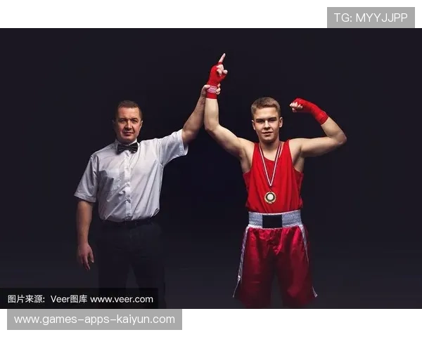 拳击选手出拳节奏掌控赢得裁判青睐与胜利 拳击选手出拳节奏掌控赢得裁判青睐与胜利