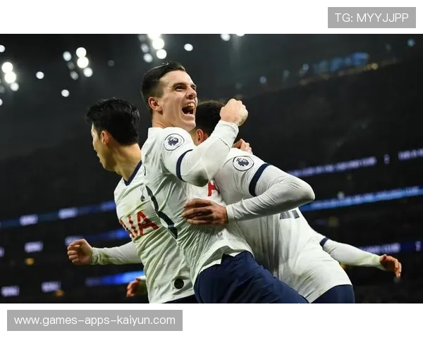 热刺前场连续起脚，库卢切夫斯基劲射轰出世界波